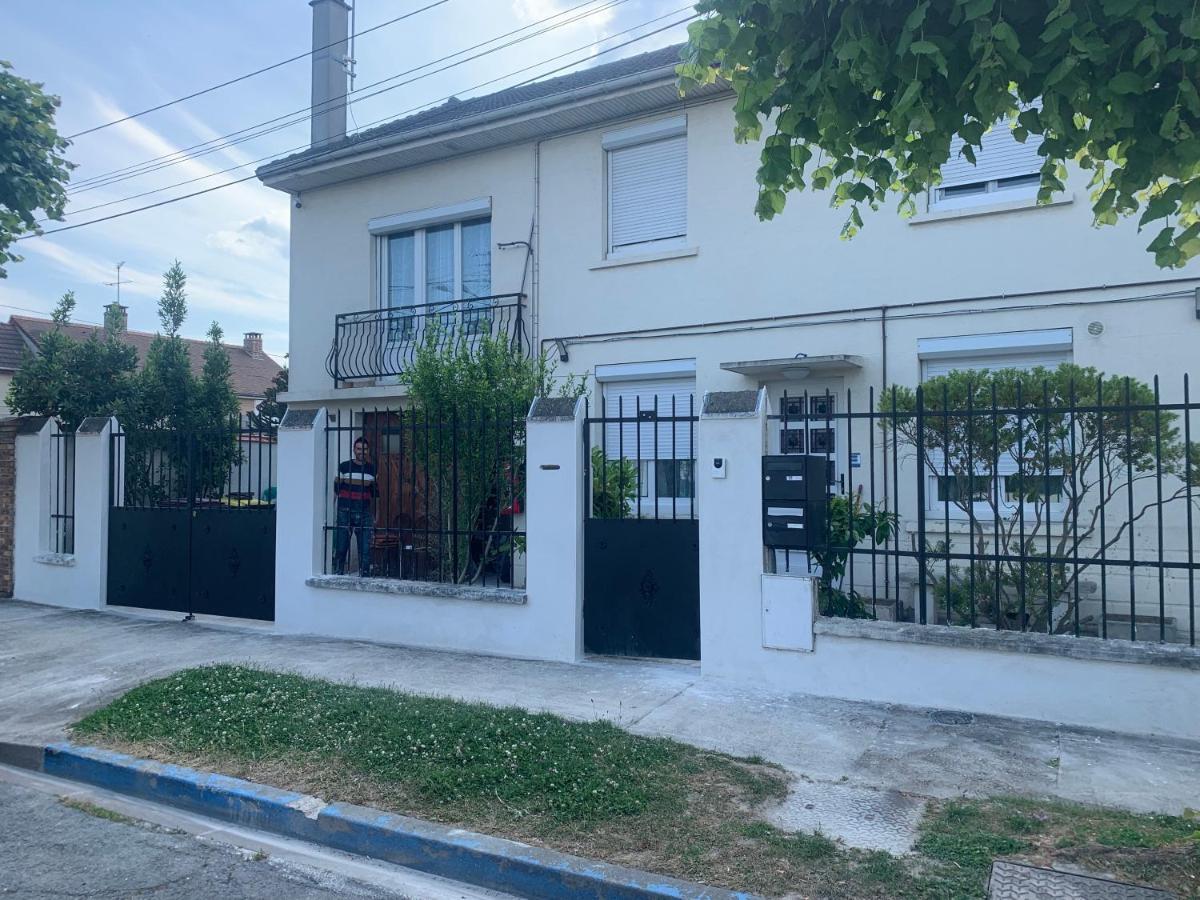 Appartement T2 Paray Vieille Poste Екстер'єр фото